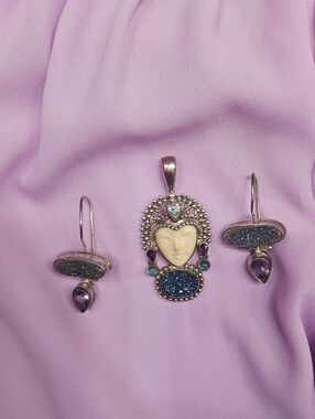 SterlingSilver 925 Amethyt& Sapp DruzyPendant with Matching Earrings Set